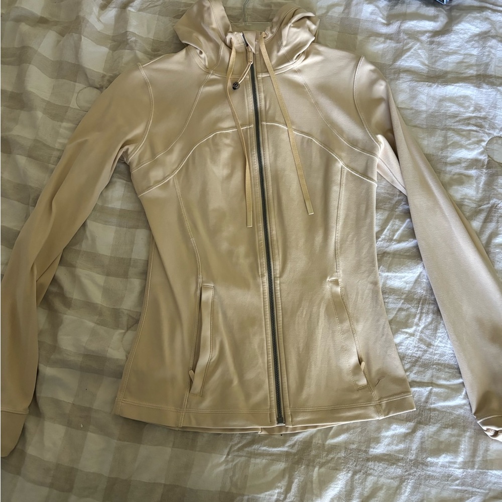 Define Jacket
Nulu